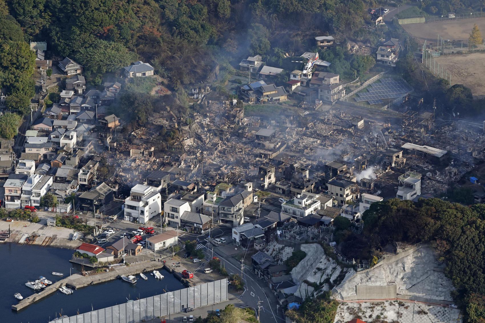 One man dead after massive fire burns over 170 buildings in Oita