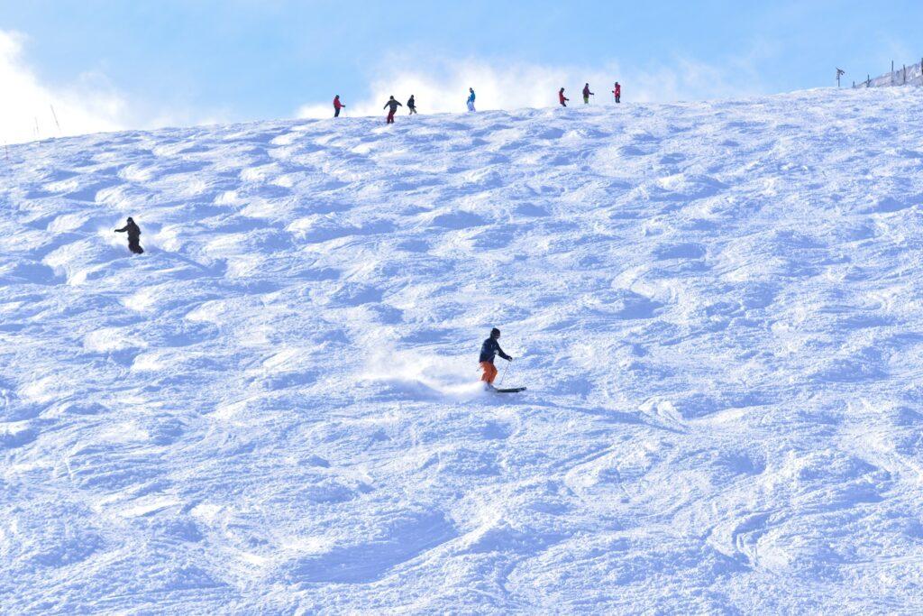 Best ski resorts near Osaka: 10 easy day trips and weekend winter getaways