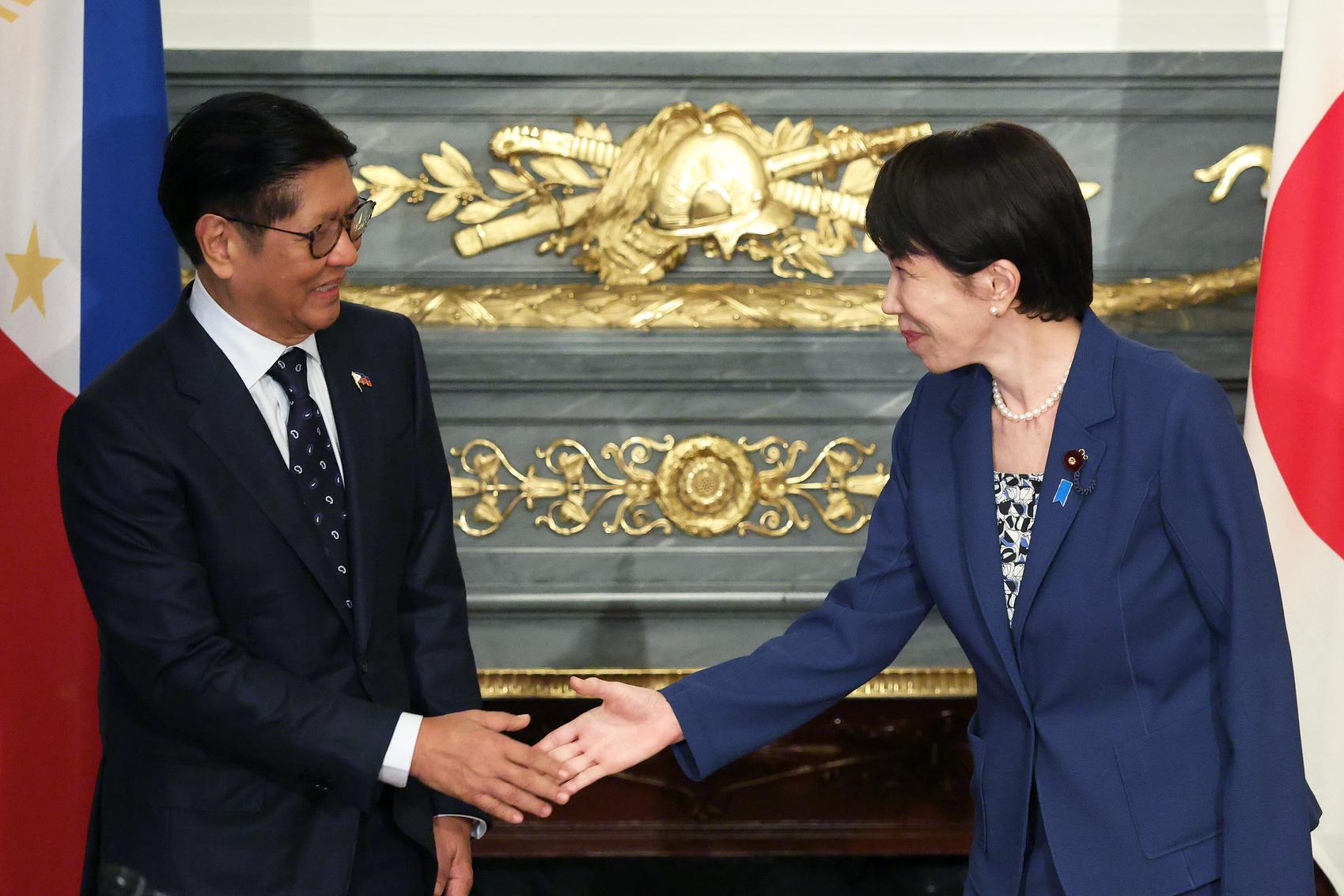 Japan woos Philippine leader during state visit with arms sales and China in mind