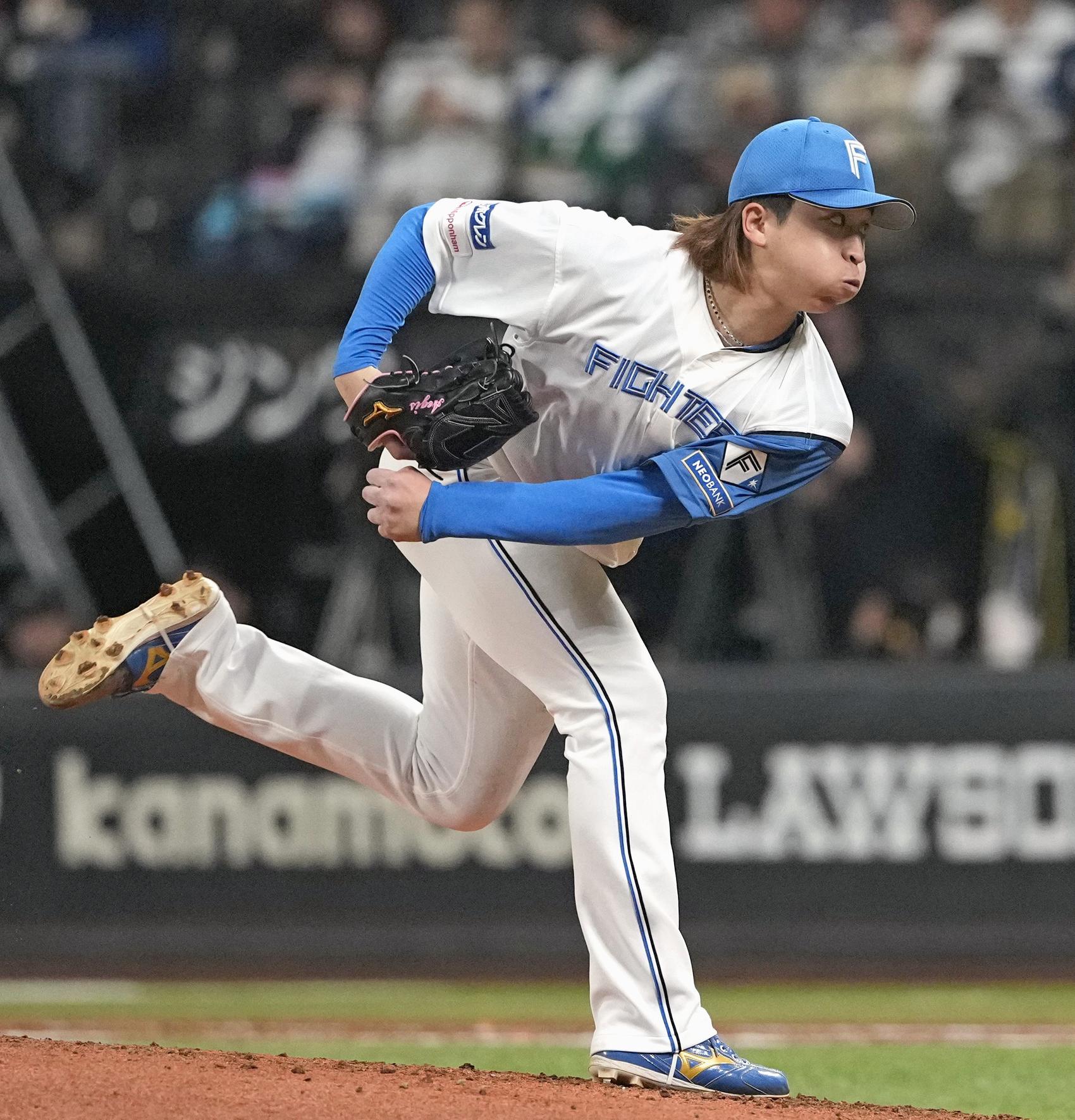 Hosono throws no-hitter as Fighters rout Marines for 1st win