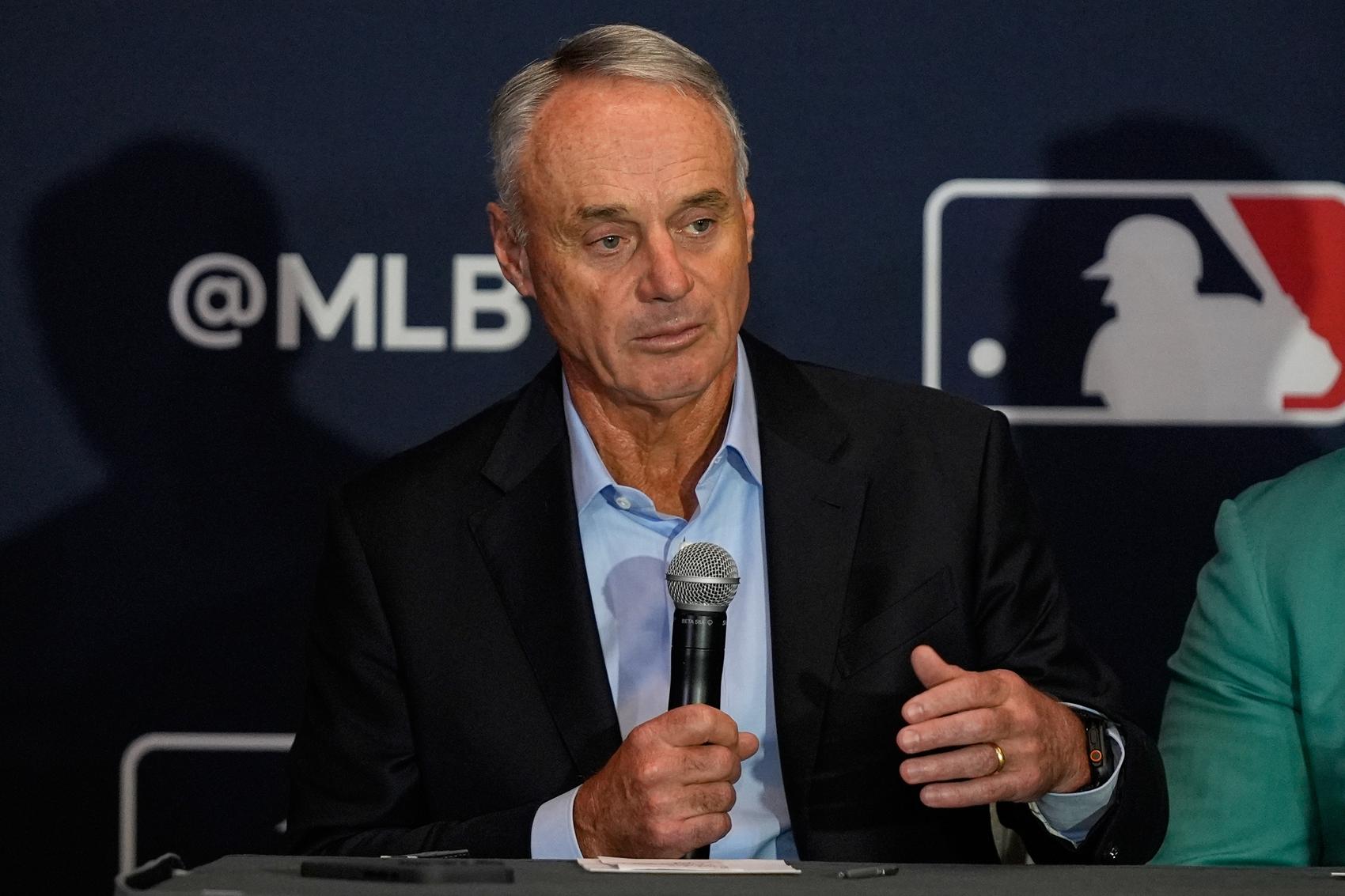 MLB owners propose a salary cap for first time since baseball's 1994-95 strike